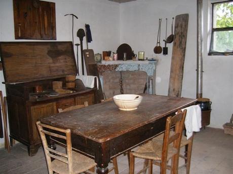 Live Nativity Reenactment in Zavattarello, 2022 edition: our activities Realizzando braccialetti al lucet per il Presepe Vivente 2022 di Zavattarello: la casa contadina del Museo Magazzino dei Ricordi