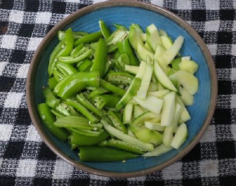 aami-chilli-ki-sabji