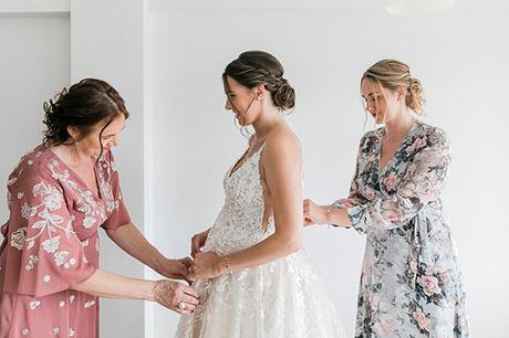 lovely-beach-wedding-breath-of-zorbas-lefkada-fresh-white-florals_07