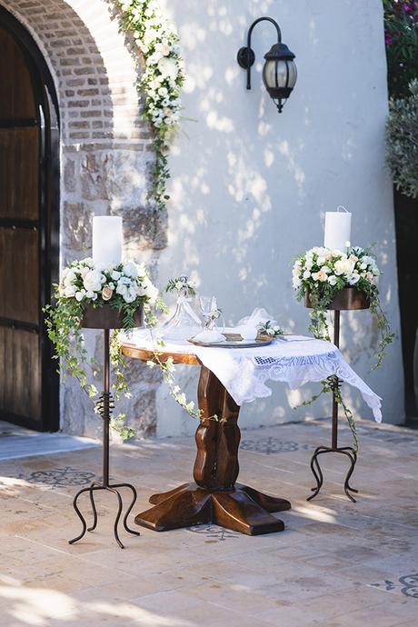 lovely-summer-wedding-wine-museum-athens-romantic-florals-soft-tones_10