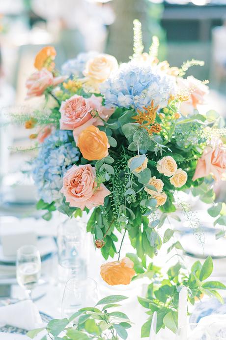 romantic-chic-wedding-corfu-peach-light-blue-blooms_25