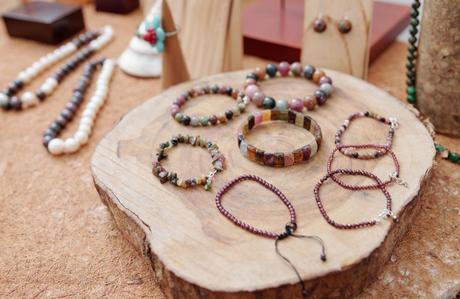 650 Charming Bracelet Business Names