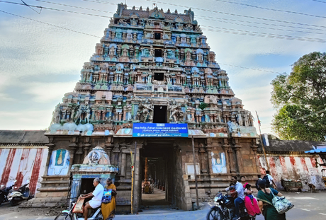 Nachiar Kovil or Thirunarayur Nambi Temple: Natchiarkoil, Kumbakonam