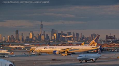 Boeing 777-200ER, United Airlines