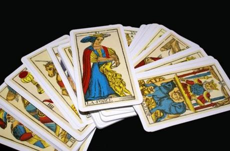 Ten Tips for Tarot Beginners You Really Should Learn