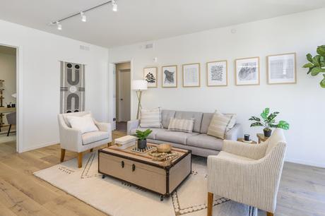 Urban Oasis on Valencia3-Bed / 2-Bath w/ Onsite Parking $1,398,000