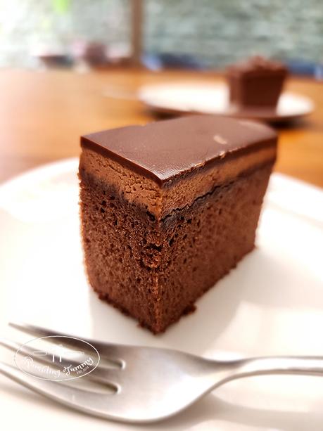 Cocoa Brownie Cake