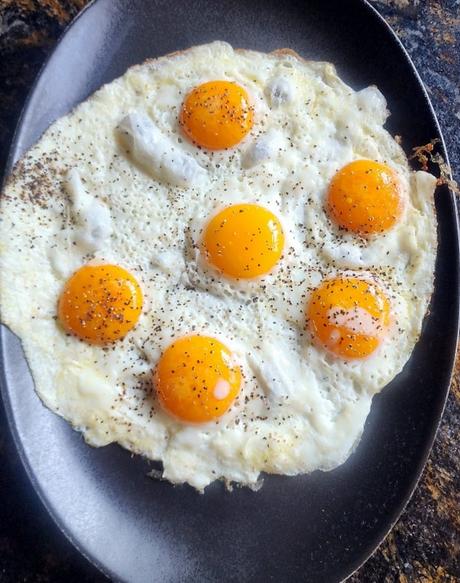 Perfect Sunny Side Up Eggs