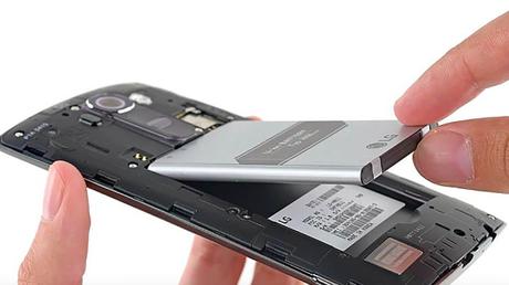 Replaceable Smartphone Battery New Rule