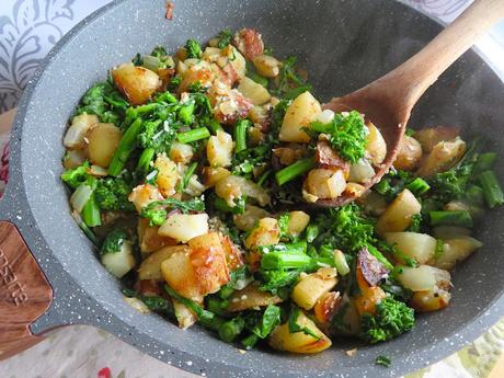 Sauteed Potatoes with Broccoli Rabe