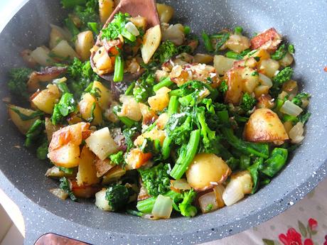 Sauteed Potatoes with Broccoli Rabe