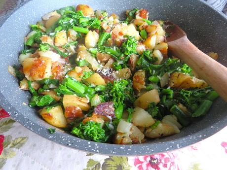 Sauteed Potatoes with Broccoli Rabe