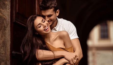 How to be a Player in a Relationship [Tips For A Guy & Girl]