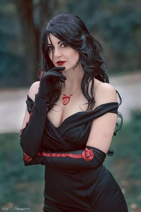 Comic Style Anime Girl Outfits: Best Cosplay Dresses (Perfect Buying Guide) 18 Comic Style Anime Girl Outfits: Best Cosplay Dresses (Perfect Buying Guide)