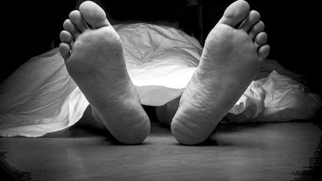 Handcuffed robbery suspect jumps out from Kotahena apartment