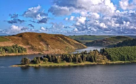 What are the Best Long-Distance Hiking Trails in the UK?