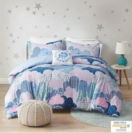 Drift off to dreamland with the whimsical charm!