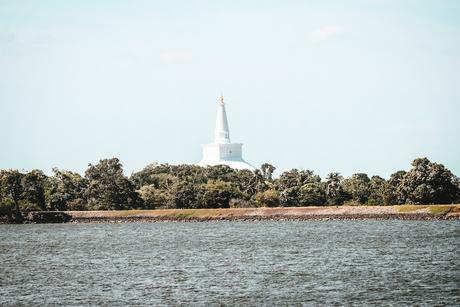 tissa-wewa-reservoir-anuradhapura