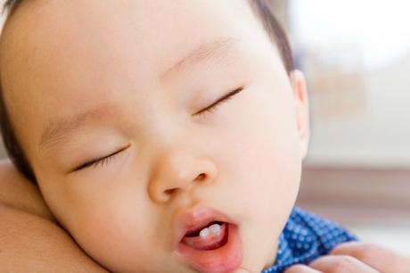 7 Signs of Teething in Babies