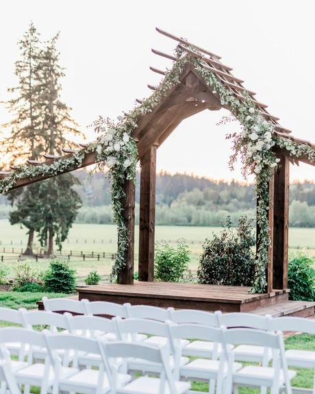 discover-the-best-wedding-venues-in-washington-aisle-arch-discover-the-best-wedding venues in washington for a stylish celebration