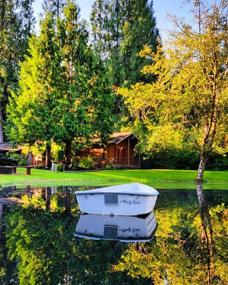 best wedding venues in washington white boat on the lake