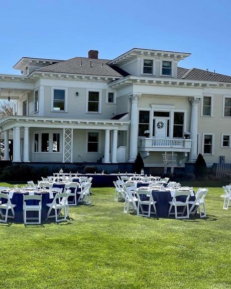 best wedding venues in washington beautiful venue for a wedding chairs for guests-tables-wedding ceremony facade of themooremansion