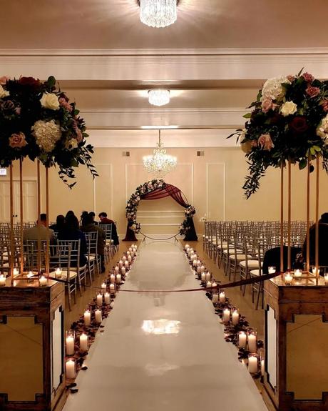 best wedding venues in chicago place of wedding ceremony with an arch