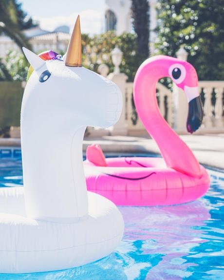 wedding pool party decoration inflatable unicorn