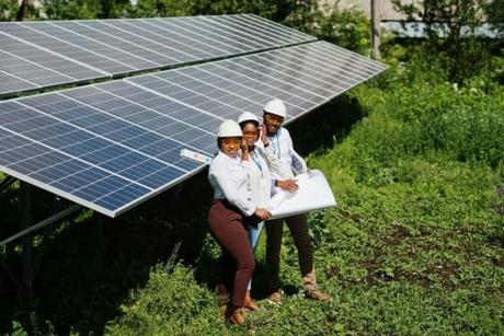 Infrastructure and Development Contrasting the Modernity of Aruba and St. Eustatius