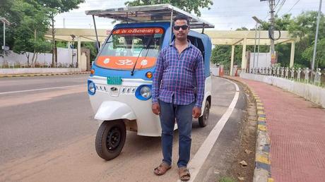 Odisha Man turns Electric Auto into Solar Auto