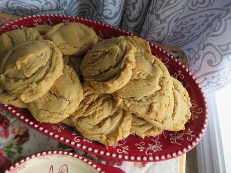Thick & Chewy Peanut Butter Cookies