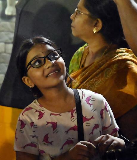 Youngest smart photographer at Thiruvallikkeni