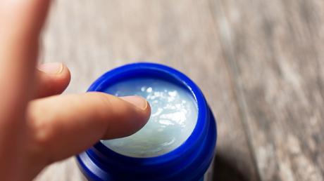 Can You Leave Vicks in Your Hair Overnight?