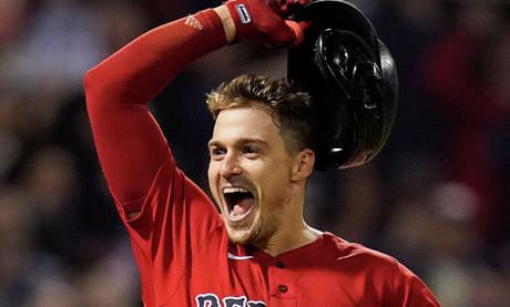 Kike Hernandez Biography: Age, Height, Parents, Wife, Children, Net Worth