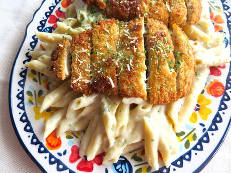 Crispy Chicken with Creamy Garlic Pasta