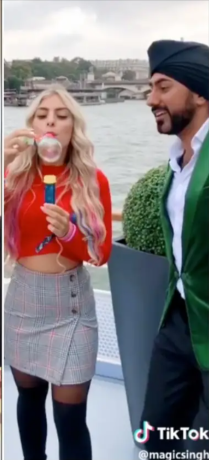 How to Go Live on TikTok in 2023 : A Step-by-step Guide Tiktok fans involvement