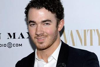 Kevin Jonas Biography: Age, Height, Movies, Wife, Children, Net Worth ...