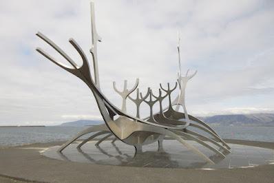 WALKING AROUND REYKJAVIK, ICELAND, Part I, Guest Post by Caroline Hatton