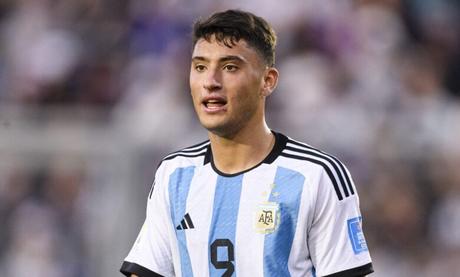 Alejo Veliz Biography: Age, Height, Parents, Career, Net Worth, Family