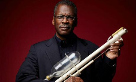 How Much is Lonnie Johnson’s Net Worth: Biography, Age, Wife & more