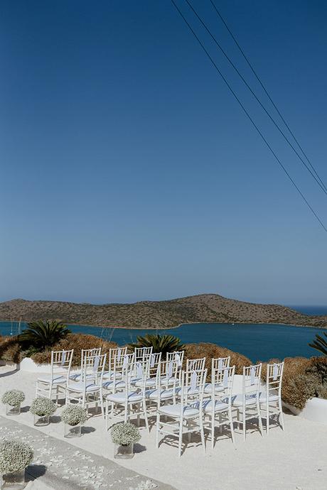 stunning-destination-wedding-crete-prettiest-white-flowers_15