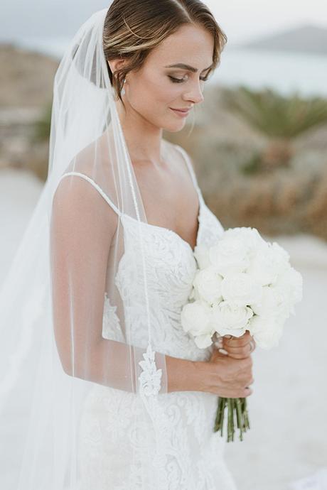 stunning-destination-wedding-crete-prettiest-white-flowers_09x
