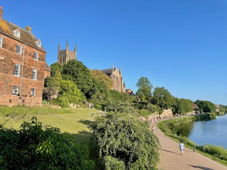 worcester-cathedral-and-the-river-severn