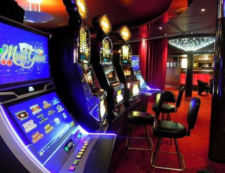 Top 10 Popular Gambling Games Among Players