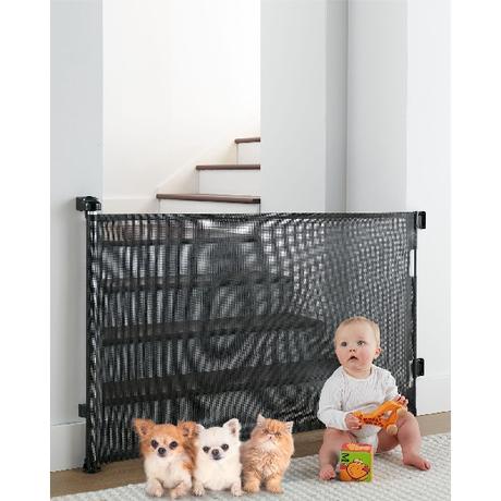 Retractable Mesh Baby/Pet Gate 33 inches Tall