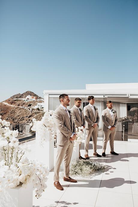 destination-wedding-santorini-romantic-white-florals_20