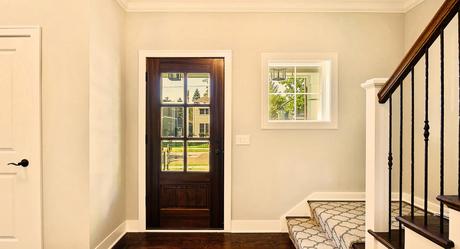 From Chaos to Charm: 25 Expert Tips for Small Entryway Organization