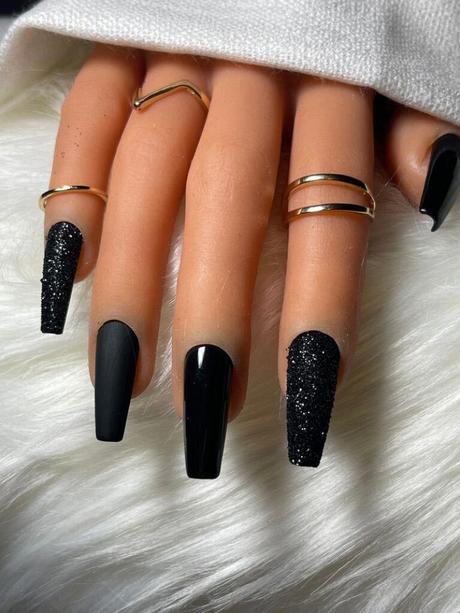 Best Black Nail Designs Ideas