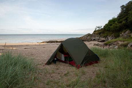 wild-camping-on-a-beach-in-scotland