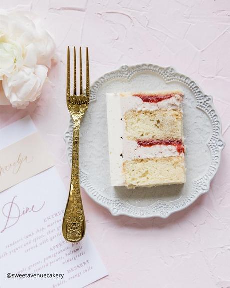 wedding cake flavors pink cream cake